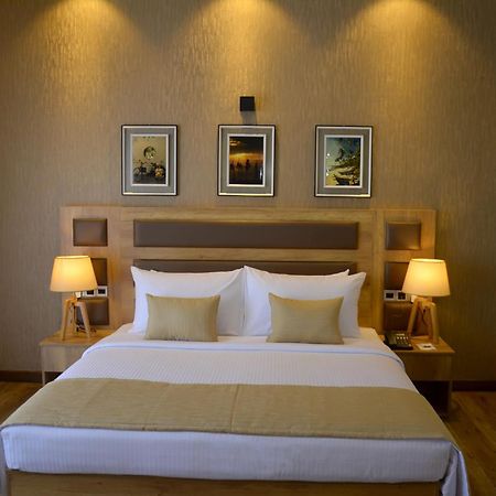Belmont Boutique Hotel - Free Airport Shuttle Service Νεγκόμπο Δωμάτιο φωτογραφία